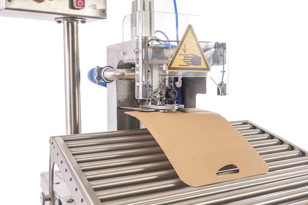 profruit automatic bag in box and stand up pouch filler autoflow